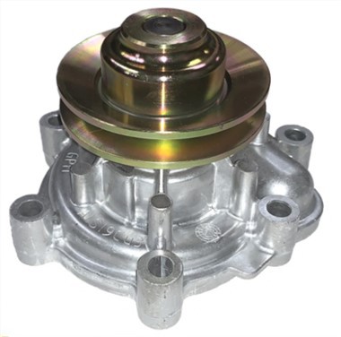 04300281 Moottori 2011 Vesipumppu renkailla